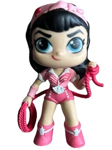 Funko Mystery Mini DC Bombshells WONDER WOMAN Valentines (Walmart Exclusive) - Picture 1 of 2