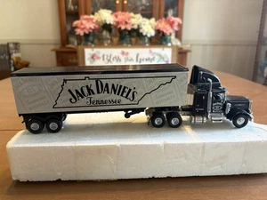 Jack Daniels Matchbox Peterbilt 18-wheeler Tractor Trailer 1996 - Bild 1 von 8