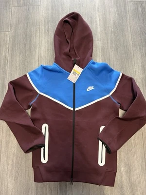 Nike Tech Fleece Windrunner Burgundy Crush Size Small Full Zip Hoodie HQ3746 652 - Image 1 of 4