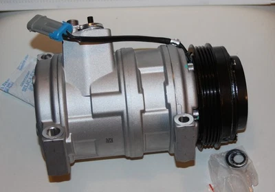 Compressor AC para 2006-2014 Chevrolet Express e GMC Savana 1500 5.3L 2500 6.0L - Imagem 1 de 3