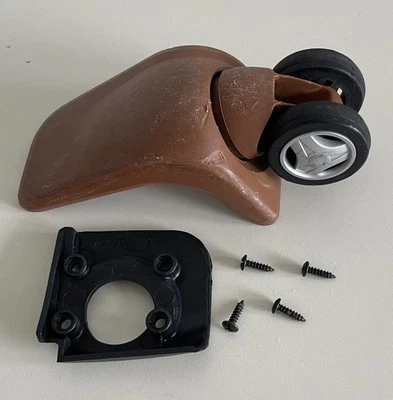 OEM Spare Parts Hartmann Suitcase Trunk Luggage Bag Spinner Bottom Wheel Screws - Image 1 of 4