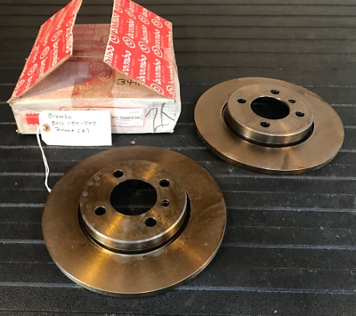 Rotores de freno delanteros Brembo (2) - 34-11-1-154-747 - para BMW 318i y 318is 1984-1991 Foto 1 de 4