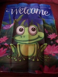 12 x 18 WELCOME Garden Flag with FROG new - Picture 1 of 3