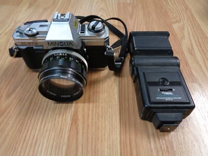 Minolta X-370 35mm Film SLR Camera Kit with 58mm OEM Lens  Tested, Working Japan - Picture 1 of 3