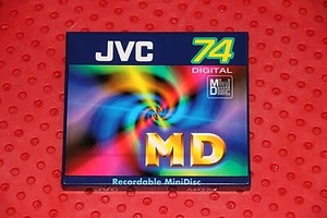 MINI DISCO MD VICTOR/JVC MD 74 MANGA AZUL BLANCO (1) (SELLADO) - Imagen 1 de 3