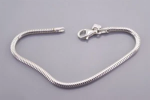 Charmed Memories Sterling Silver 3mm Snake Charm Coiled 925 Bracelet Italy 7.5" - Picture 1 of 6