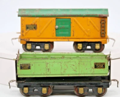 American Flyer Pre-war O Gauge #3015 Box Car & Green Dump Car TRains O Scale Tin - Image 1 of 4