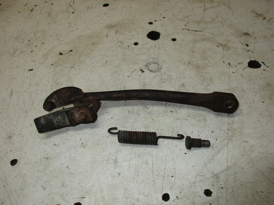 82 83 84 85 86 Honda Magna V65 VF1100C VF1100 1984 soporte de cabra Foto 1 de 1