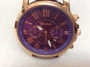 Neue Geneva Platin Quarz Damen lila Armbanduhr - KOSTENLOSER VERSAND - Bild 1 von 8