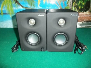Alesis M1Active 330 USB Studio Monitor Speakers - Picture 1 of 9