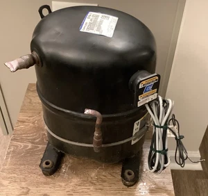 Copeland Hermetic Compressor CR22K6E-PFV-875 R-22/407-c Thermally Protected - Picture 1 of 8