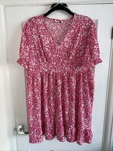 Pink and White, Floral, Short Sleeved, Knee Length Dress Size 20/22 by Pep&Co - Picture 1 of 13