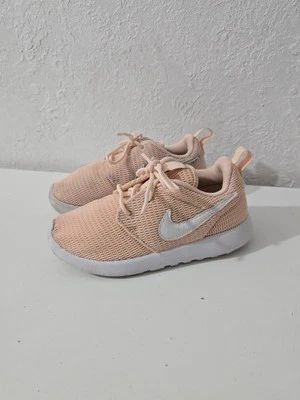 Nike Roshe One GS 'Crimson Tint' Active Lightweight Sneakers Girls Size 12 - Image 1 of 4