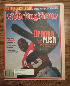 November 25 1996 The Sporting News Terrell Davis Denver Broncos - Picture 1 of 4