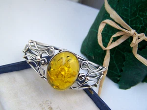 GORGEOUS VINTAGE LARGE SOLID 925 STERLING SILVER HONEY AMBER BANGLE BRACELET - Picture 1 of 7