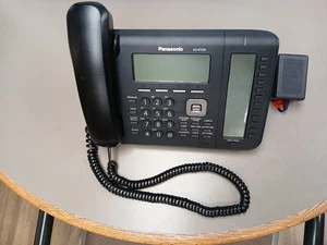 Panasonic KX-NT556 IP Teléfono de Oficina Pantalla VoIP Altavoz LAN Probado - Imagen 1 de 5