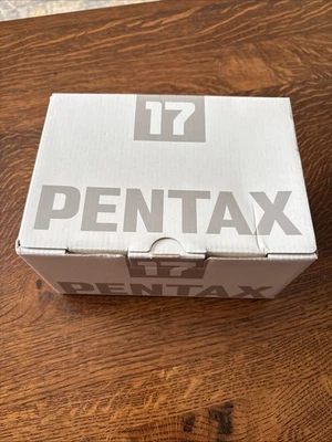 Nueva cámara fotográfica de medio marco Pentax 17 35 mm con lente de revestimiento HD plateada oscura Foto 1 de 4