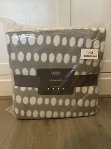 Cozee Home 3-teiliges Bettwäscheset Samt weich abstrakte Punkte. Grün. Super King - Bild 1 von 3