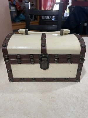 1968 Vintage Royal London Wood Treasure Chest Studded Handbag - Image 1 of 4