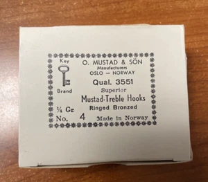Stck. 828 Vintage Mustad 3551 Drillinge Nr. 4 Made In Norway Mustad & Son Oslo - Bild 1 von 2
