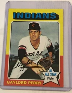 1975 Topps Cleveland Indians Gaylord Perry card #530 - Picture 1 of 2