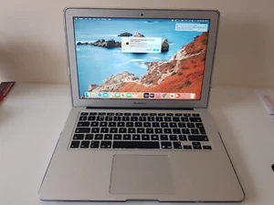 Apple MacBook Air 13-Inch 2015 (128GB SSD, Intel Core i5 , 1.60GHz, 4GB) - Picture 1 of 4