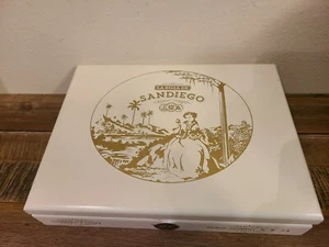 "Caja de cigarros Vacía La Rosa de San Diego Connecticut Toro Gordo 9 3/8"" x 7"" x 1 3/4" - Imagen 1 de 9