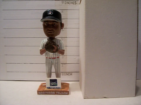 2006 ROBINSON TEJADA LAKEWOOD BLUECLAWS SGA BOBBLEHEAD PHILADELPHIA PHILLIES Cover