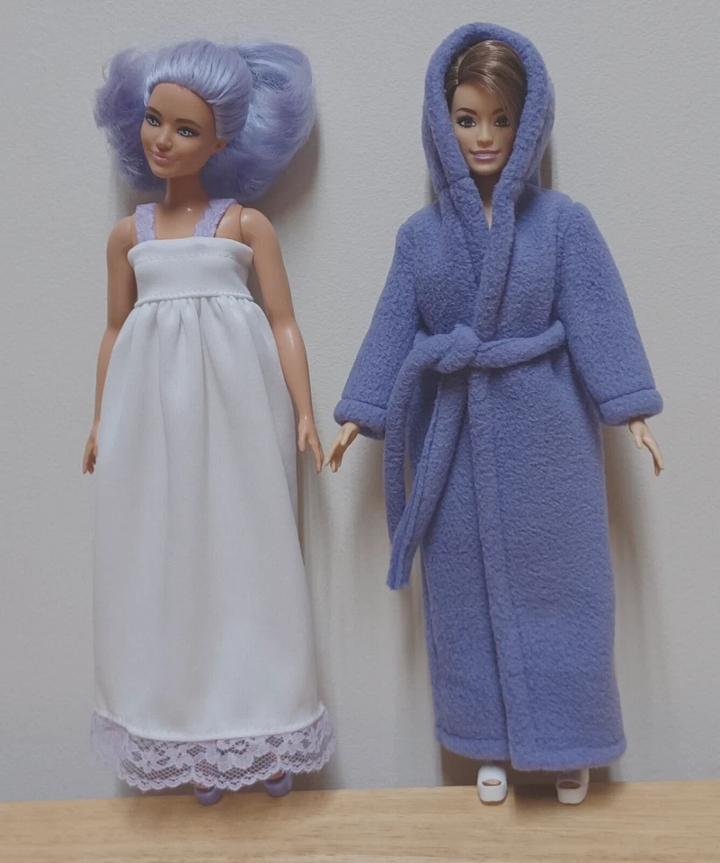 Barbie Curvy 11 1/2" Muñeca Ropa Pastel Púrpura Bata, Blanco Camisón Encaje Ribete Foto 1 de 1