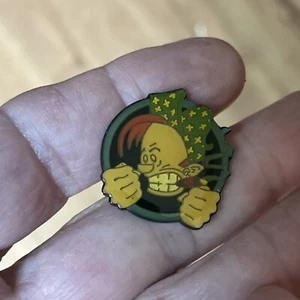 PIN RARO LITTLE CAESAR HARD ROCK BAND - Imagen 1 de 2