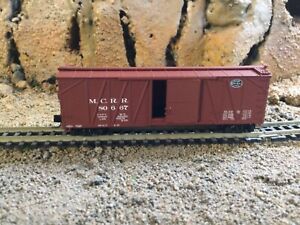 N Scale micro trains 40’ outside braced boxcar MCRR NEW YORK CENTRAL 