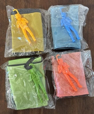 Lote de 4 Paracaídas Lanzar a Mano Chicos Niños Aire Libre Juguetes Juego Foto 1 de 4