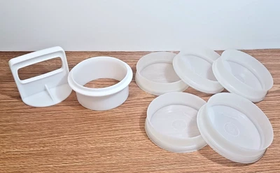 Tupperware Burger Press 882 with Ring and 5 Molds - Image 1 of 4