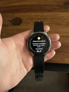 Montre connectée Samsung Galaxy Watch SM-R800 AMOLED 46mm en acier inoxydable - Noir SR - Photo 1 sur 2