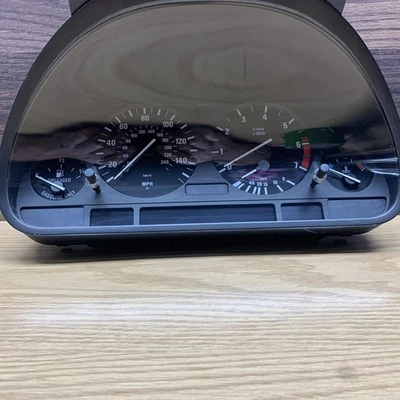 Cuadro de instrumentos velocímetro BMW E39 540i 2000 manual probado OEM Foto 1 de 4