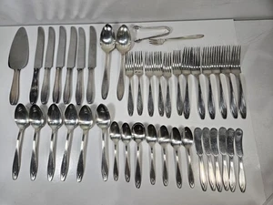 1847 Rogers Bros. Silverplate Edelstahl Silberbesteck 42 Teile Service für 6 - Bild 1 von 8