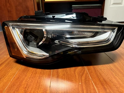 OEM 2013-2015 Audi A5 Quattro S5 RS5 Right HID Adaptive Headlight 8T0941032E - Image 1 of 4