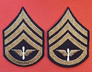 Cuerpo Aéreo del Ejército de los Estados Unidos 1930/Segunda Guerra Mundial, Lote de 2 Sargento Chevrons en Parches de Lana - Imagen 1 de 10
