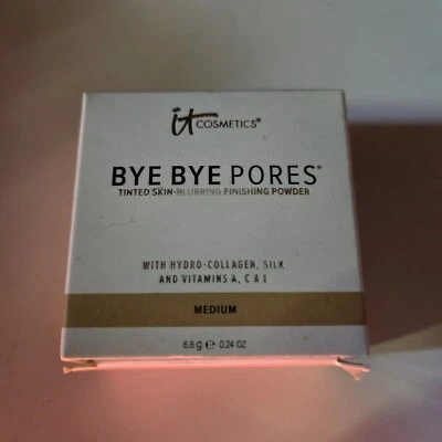 It Cosmetics Bye Bye Pores Medium Tinted Skin-Blurring Finishing Powder Sealed - Image 1 of 4