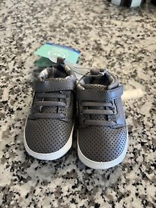 Surprize by Stride Rite Machine Washable Baby Boy Grey Sneakers 6-12 mths NWT