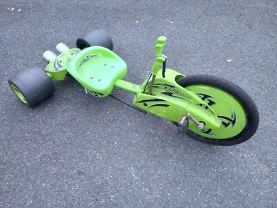 Original Vintage Empire Plastic Green Machine Wheel Tricycle 20” Big Wheel Trike - Image 1 of 2