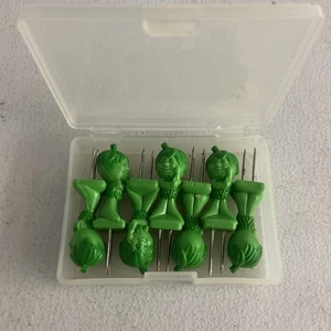 7 soportes de plástico de colección Jolly Green Giant Little Green Sprout Maíz On The Cob - Imagen 1 de 6