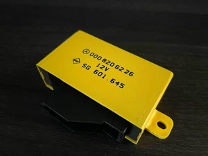 Mercedes R129 W124 W126 Seat Heating Control Unit - 0008206226 - Picture 1 of 4