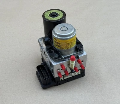 2007-2011 Toyota Camry Hybrid ABS Brake Pump Assembly 44510-30270 OEM - Image 1 of 4