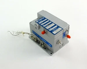 Frequency West MS-54X0-43 Mikrowellenoszillator 5855 bis 6355 MHz - Bild 1 von 6