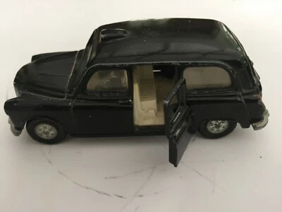 London Black Austin Cab Dinky Toy Made in England — 第 1/4 张图片