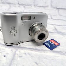Nikon COOLPIX L3 5.1MP Digital Camera Silver - Works - With 2GB SD Card g8