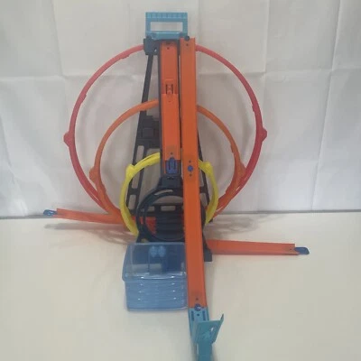 Hot Wheels GLC96 Track Builder Playset Triple Loop Kit Replacement Part Tower   - Image 1 of 4