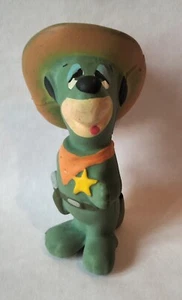 Vintage Huckleberry Hound Pouet Rubber Hanna Barbera - Picture 1 of 9