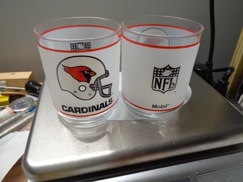 Qty 2 St. Louis Cardinals Football glass Vintage NFL Mobil glass Cover